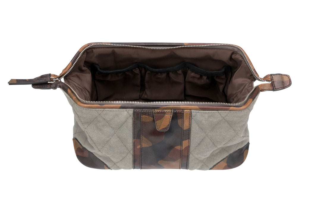 Woodland Quilted Oxford Shave Case