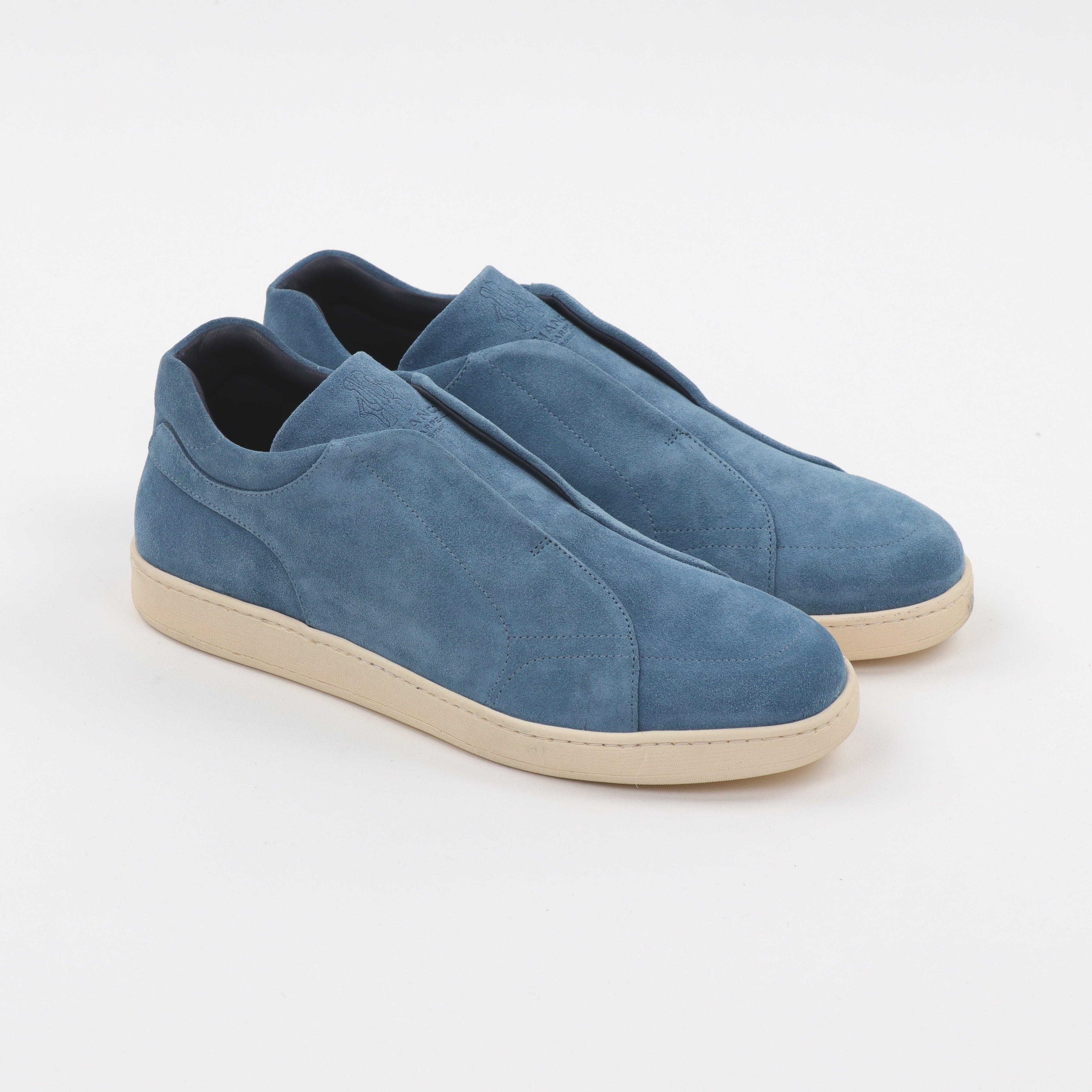 Umbro slip ons sales
